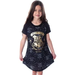 Harry Potter Girls' Hogwarts Castle Gold Foil Nightgown Pajama Sleep Top Hogwarts Castle -Intimo GUEST 06497444 bc73 41bf b59b f074e849a583