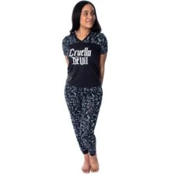 Disney Villains Women's Cruella De Vil 2 Piece Jogger Pajama Set Bad Girls Club 9 Disney Villains Women's Cruella De Vil 2 Piece Jogger Pajama Set Bad Girls Club -Intimo GUEST 20ba0b64 3360 4aff b2e6 07fec56144ec