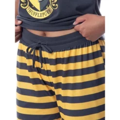 Harry Potter Womens' Hogwarts House Crest Jogger Pajama Set-All Houses -Intimo GUEST 255c2885 9b3c 4b4c 84a4 729d03e9f4fd