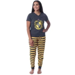 Harry Potter Womens' Hogwarts House Crest Jogger Pajama Set-All Houses -Intimo GUEST 86370d65 adb3 4848 a2fa 5bdff51d8684