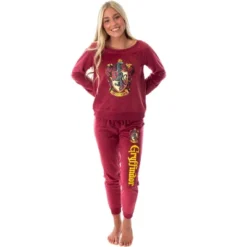 Harry Potter Juniors' Hogwart Castle Jogger Pajama Set - All 4 Houses Available -Intimo GUEST 86bae8c2 f2f2 4042 92a3 0a67b8e50717