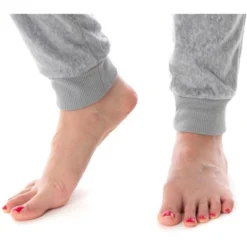 Friends TV Show Logo Juniors' Comfy Shirt And Pants Jogger Pajama Set Classic Friends Logo -Intimo GUEST a5d1c63e 28e4 437e 9fe2 7defe0ee6fd5