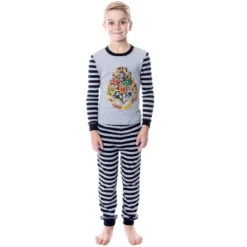 Harry Potter Boys' Hogwarts Crest Wizarding World Sleep Pajama Set Grey -Intimo GUEST b716c639 4725 42d5 92fc cb77019c8d3f