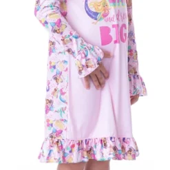 Mattel Girls' Barbie Making Waves Dreaming Sleep Pajama Dress Nightgown Pink 7 Mattel Girls' Barbie Making Waves Dreaming Sleep Pajama Dress Nightgown Pink -Intimo GUEST c89e67a3 8c76 4a19 bb81 2a6e82a1a041
