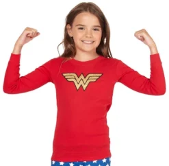 Intimo Girls' Wonder Woman Glitter Logo Pajama Set 6 Intimo Girls' Wonder Woman Glitter Logo Pajama Set -Intimo GUEST d90d01e8 d5b7 4cae 8f1a 4474ac9783d2